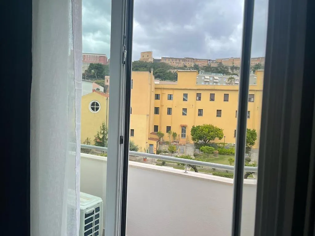 Angel Room Cagliari 0*,