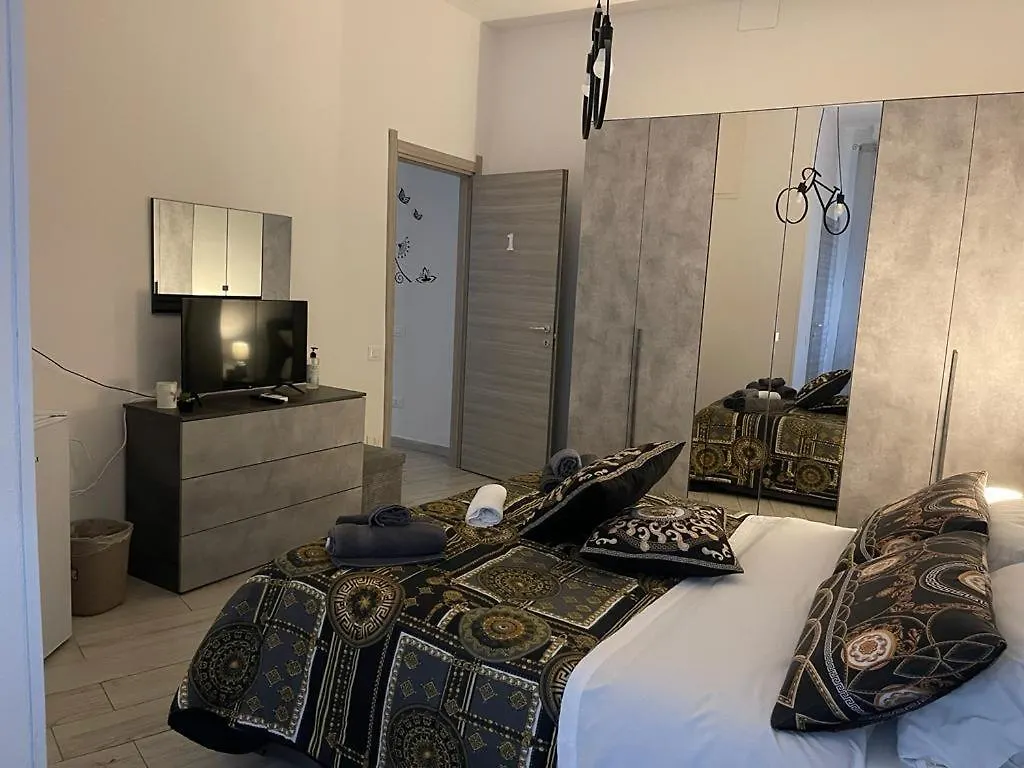 Angel Room Cagliari 0*,